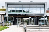 Falmouth University- presenting the university and online courses revision.